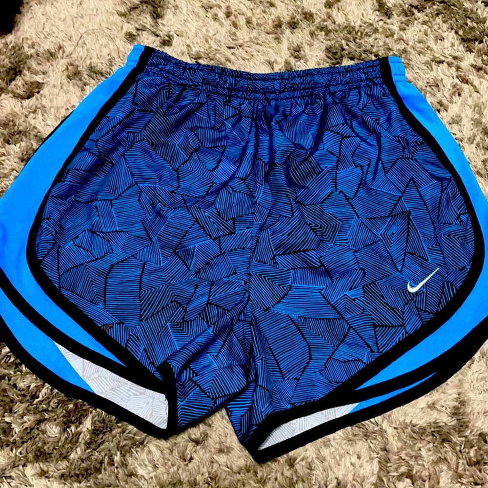 Nike short